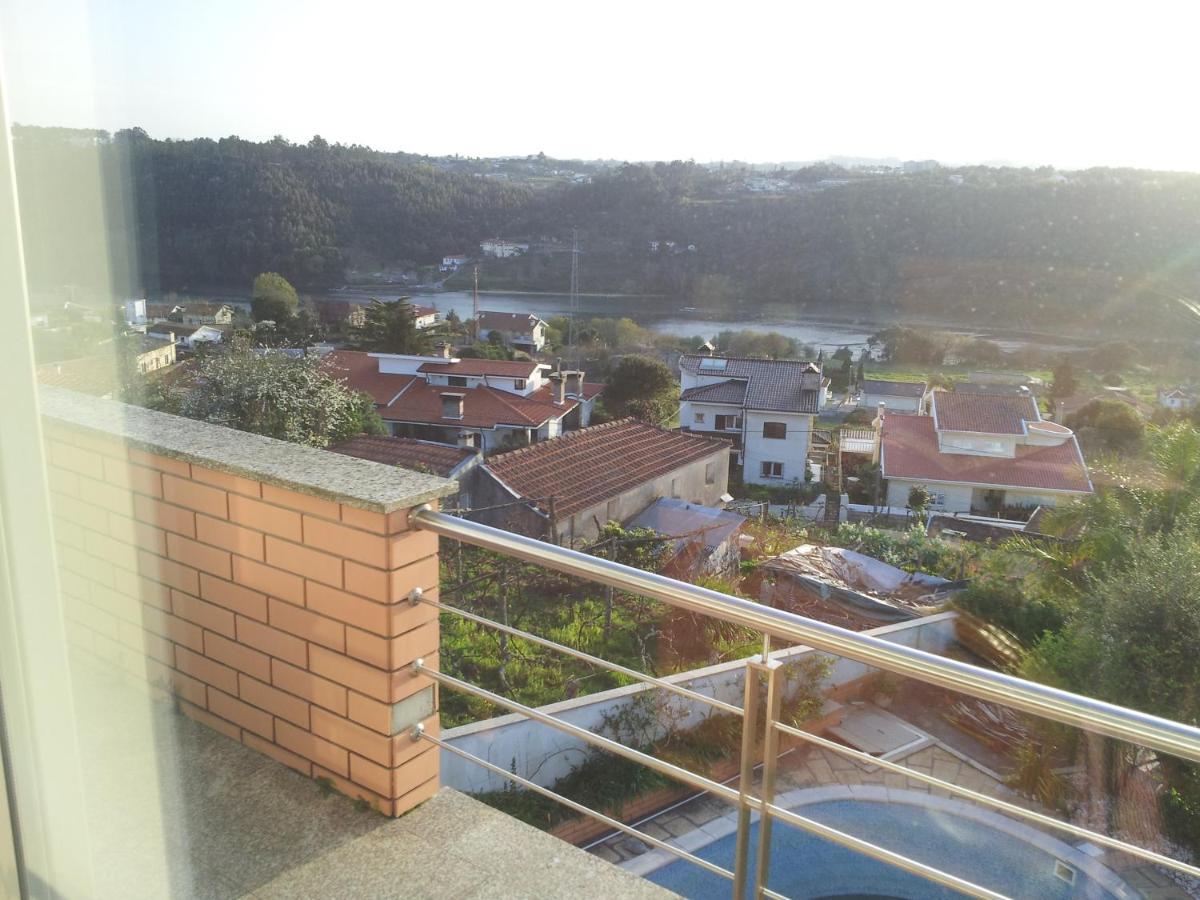 Com O Douro A Vista Bed & Breakfast Jovim Luaran gambar