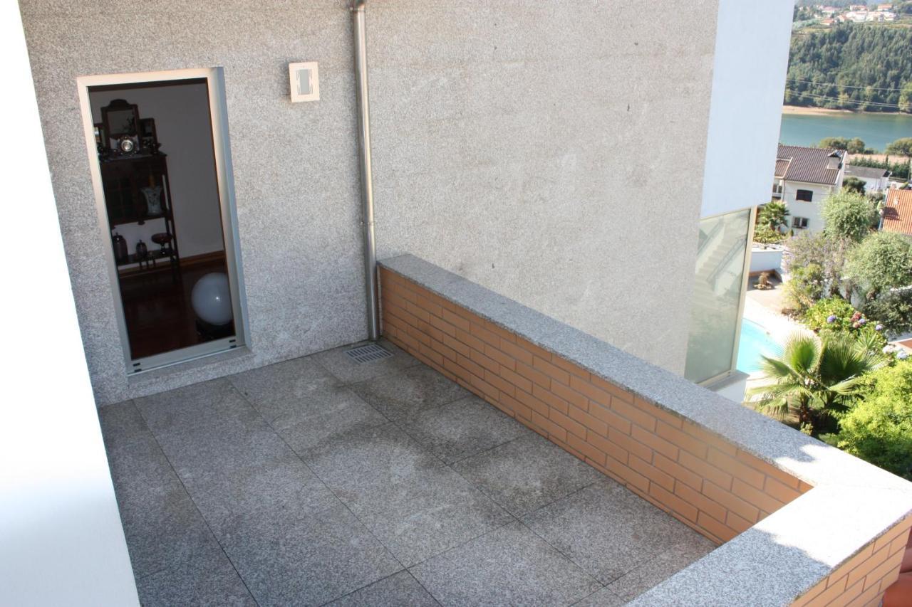 Com O Douro A Vista Bed & Breakfast Jovim Bilik gambar